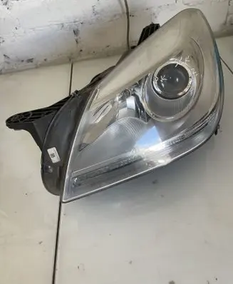 Mercedes-Benz SLK R172 Headlight/headlamp A1728203961