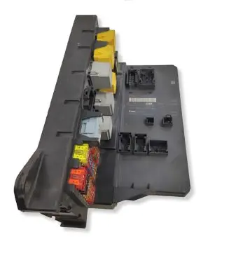 Mercedes-Benz Sprinter W906 Fuse module A9069006303 A9069017501 A9069024301