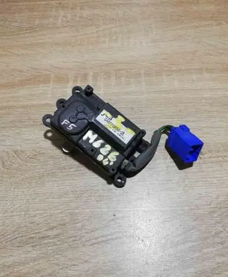 Mazda MX-6 Air flap motor/actuator GA601GA5R2L