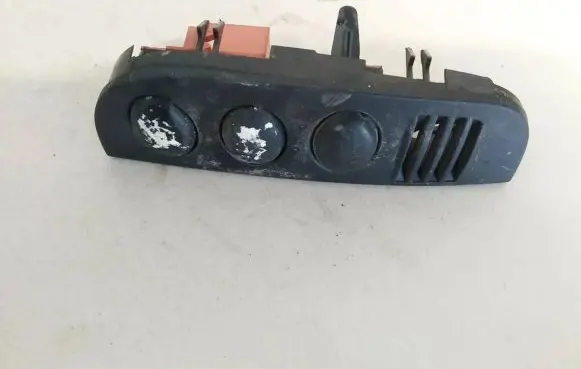 Citroen C3 Cruise control switch 96405774XT