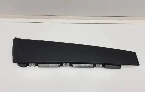 Peugeot 208 (C) pillar trim 9674340677