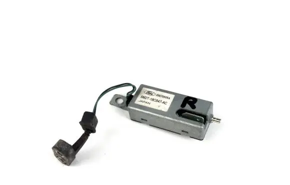 Antenna control unit