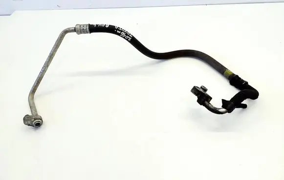 Toyota RAV 4 (XA40) Air conditioning (A/C) pipe/hose 