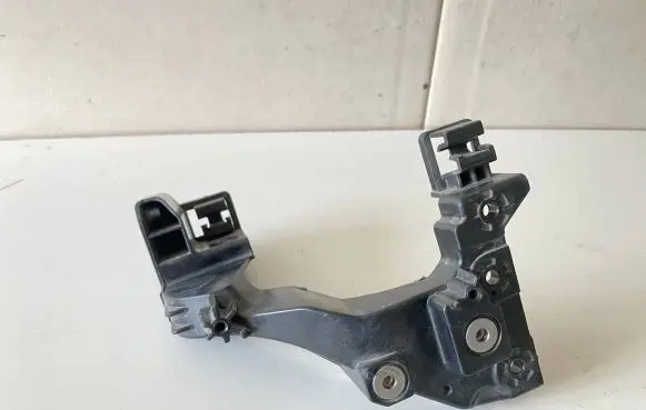 KIA Ceed Headlight/headlamp mounting bracket E1015E