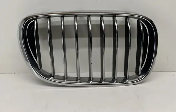 BMW 7 G11 G12 Front bumper upper radiator grill 7357012