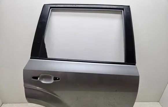 Subaru Forester SH Rear door