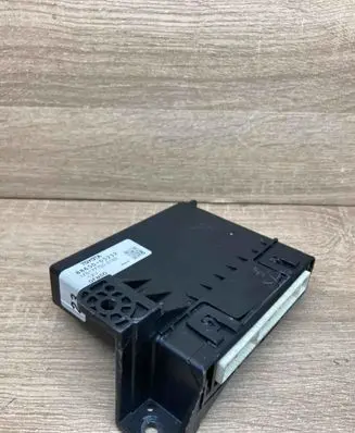 Toyota Avensis T270 Other control units/modules 8865005232 MB1777008180