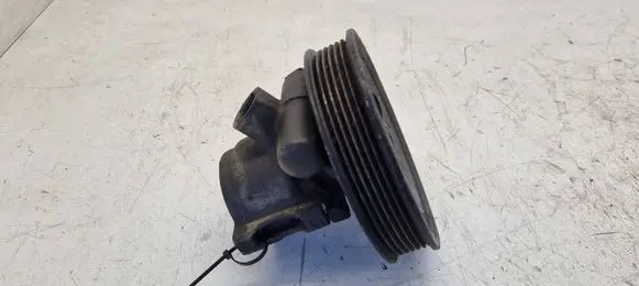 Volvo S70 V70 V70 XC Power steering pump 3546907