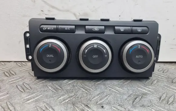 Mazda 6 Climate control unit GDN361190A T1013520U