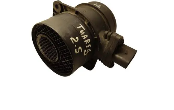 Volkswagen Touareg I Mass air flow meter 074906461B 0281002461