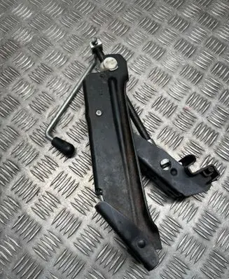 Audi A4 S4 B7 8E 8H Lift Jack 1K0011031C