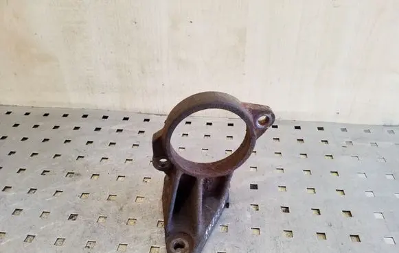 Toyota Avensis Verso Driveshaft support bearing bracket 