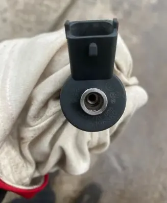 Renault Laguna II Fuel injector 96351963 0445110080