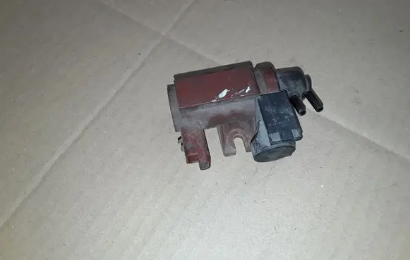 Ford Focus Turbo solenoid valve 6G9Q9E882CA 70177100