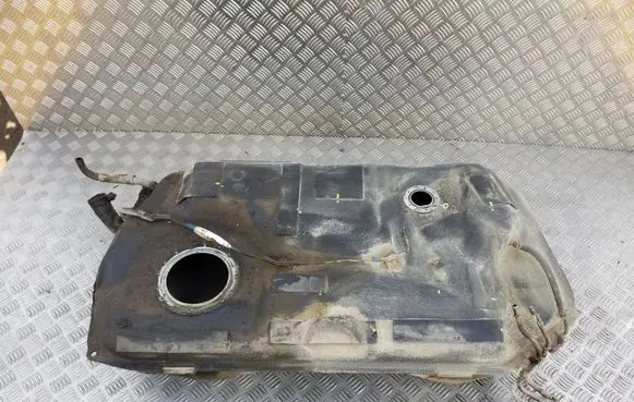 Suzuki Grand Vitara II Fuel tank 