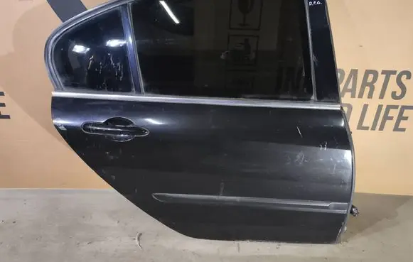 Renault Laguna III Rear door 