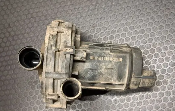 Audi A6 S6 C5 4B Secondary air pump 078906601 72185112