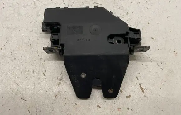 BMW 5 E60 E61 Tailgate/trunk/boot lock/catch/latch 8196401 01514