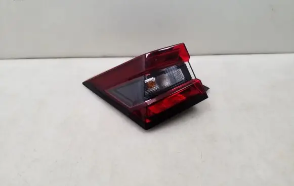 Nissan Juke II F16 Rear/tail lights 265556PA0A