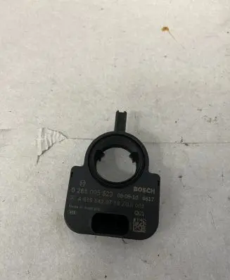 Mercedes-Benz Vito Viano W639 Steering angle sensor A6395420718 0265005523