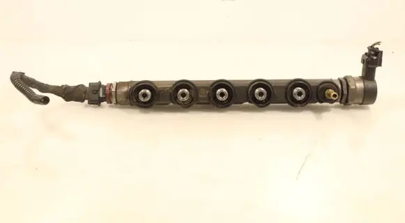Renault Laguna III Fuel main line pipe 8200842432