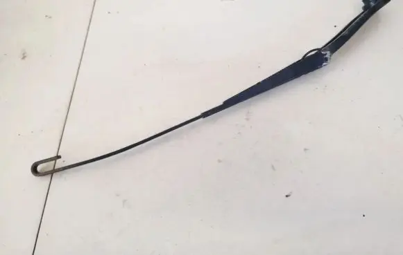 Chrysler Town & Country IV Front wiper blade arm 05303715ab