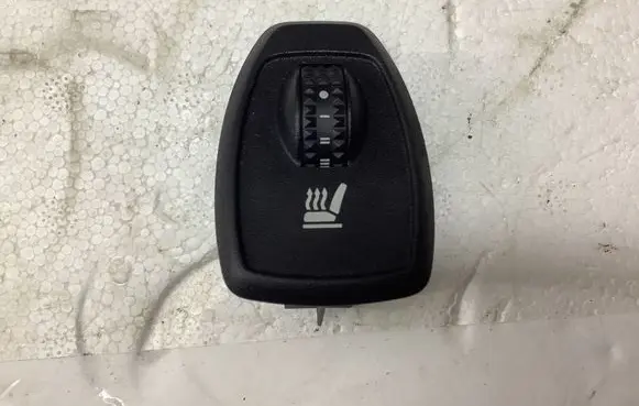 Renault Laguna III Seat heating switch 526810032 3225010101 123456701