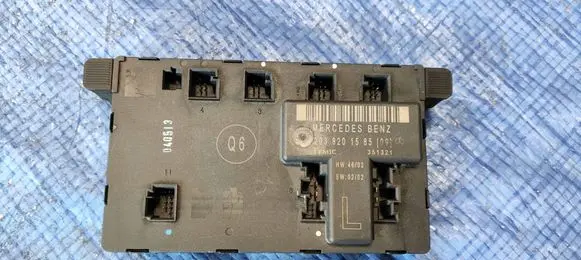 Mercedes-Benz C W203 Door control unit/module 2038201585