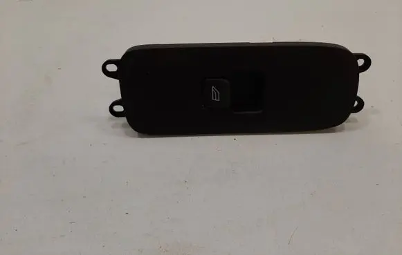 Volvo V50 Electric window control switch 30774162 03451005 01105062890403