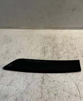 Mercedes-Benz C W204 Dashboard air vent grill cover trim A2046801707