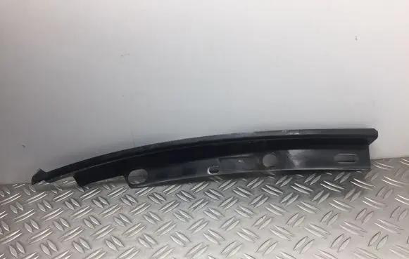 BMW 6 E63 E64 Fender mounting bracket 7070468 41357070468 13490410