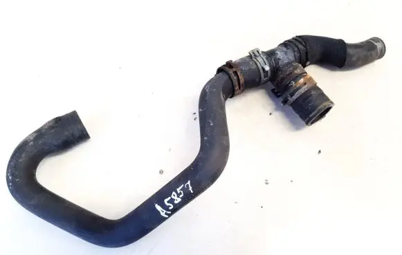 Mercedes-Benz C W203 Engine coolant pipe/hose