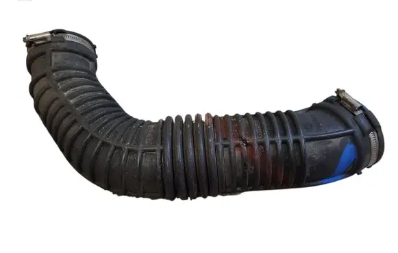 Renault Master III Air intake hose/pipe 