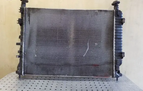 Chevrolet Captiva Coolant radiator