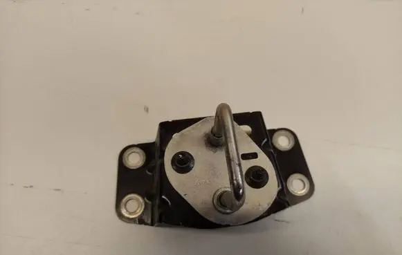 Jeep Renegade Engine bonnet/hood lock/latch loop/hook 52017348 52007863 68269788AA