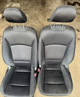 Subaru Outback (BS) Front driver seat