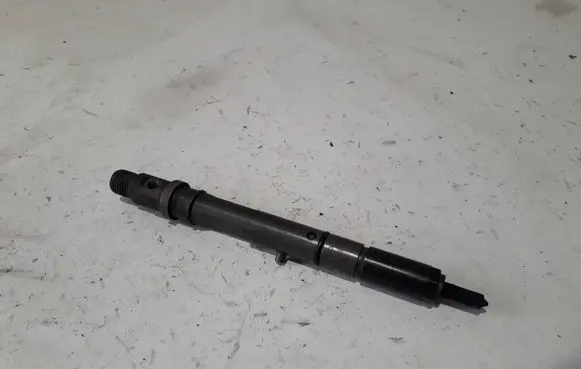Audi A6 S6 C5 4B Fuel injector 059130201F