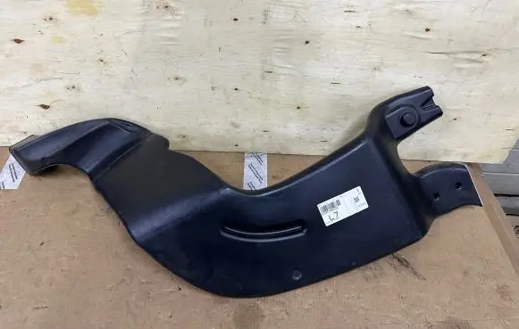 Audi Q3 8U Cabin air duct channel 8U0819806 8U0819802A 3C0819806A
