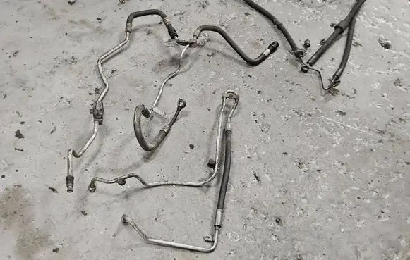 BMW 5 E60 E61 Power steering hose/pipe/line 6761495 4028997 6766144