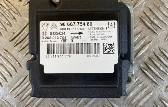 Peugeot 5008 Airbag control unit/module 9666775480 0285010704 YBSN0012537