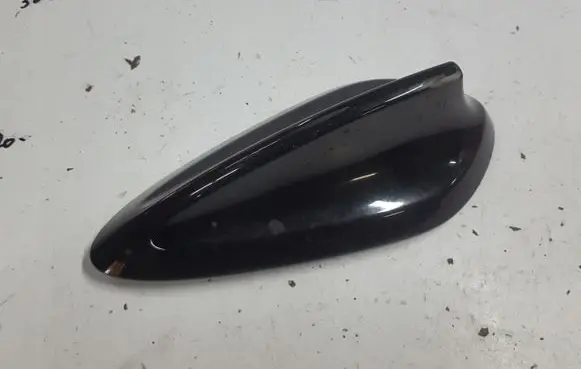 BMW 1 F20 F21 Aerial GPS antenna 1682708