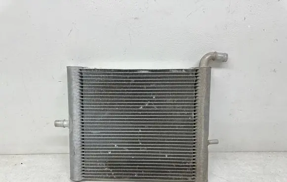 Land Rover Range Rover Sport L494 Coolant radiator L25951