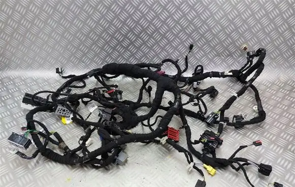 Ford Kuga III Dashboard LX6T92LS87996