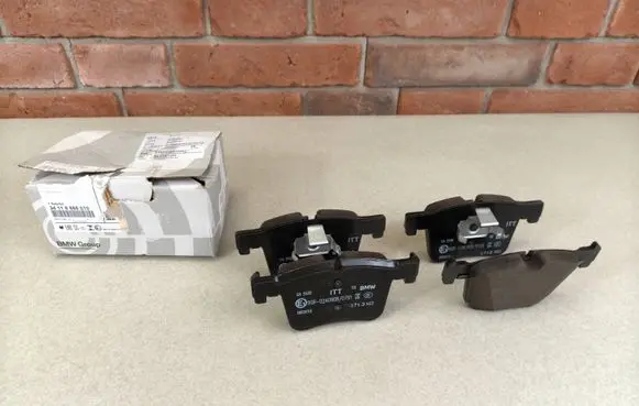BMW 3 F30 F35 F31 Brake pads (front) 8855010 6859181 6799801