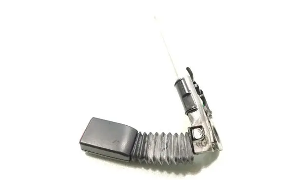 Mercedes-Benz CLC CL203 Rear seatbelt buckle A2038602769 305395800