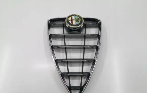Alfa Romeo Mito Front bumper upper radiator grill 156102092