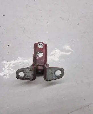 Mitsubishi Outlander Front door lower hinge 