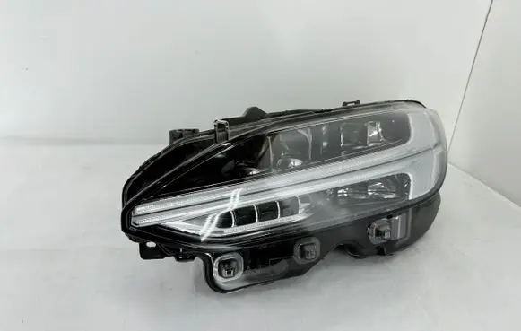 Volvo S90, V90 Headlight/headlamp 32228676 1804103081 32278676
