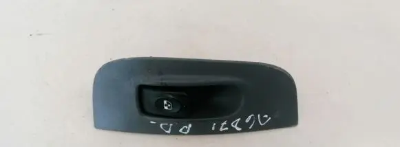 Renault Megane I Electric window control switch 7700429071