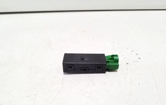 Skoda Octavia Mk3 (5E) USB socket connector 5Q0035726E